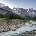 Th Courmayeur