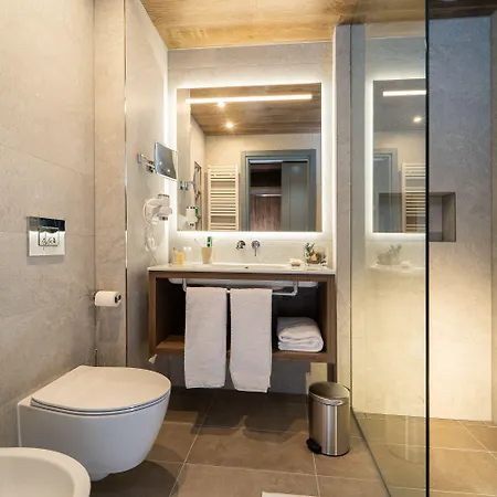 Hotell Th Courmayeur